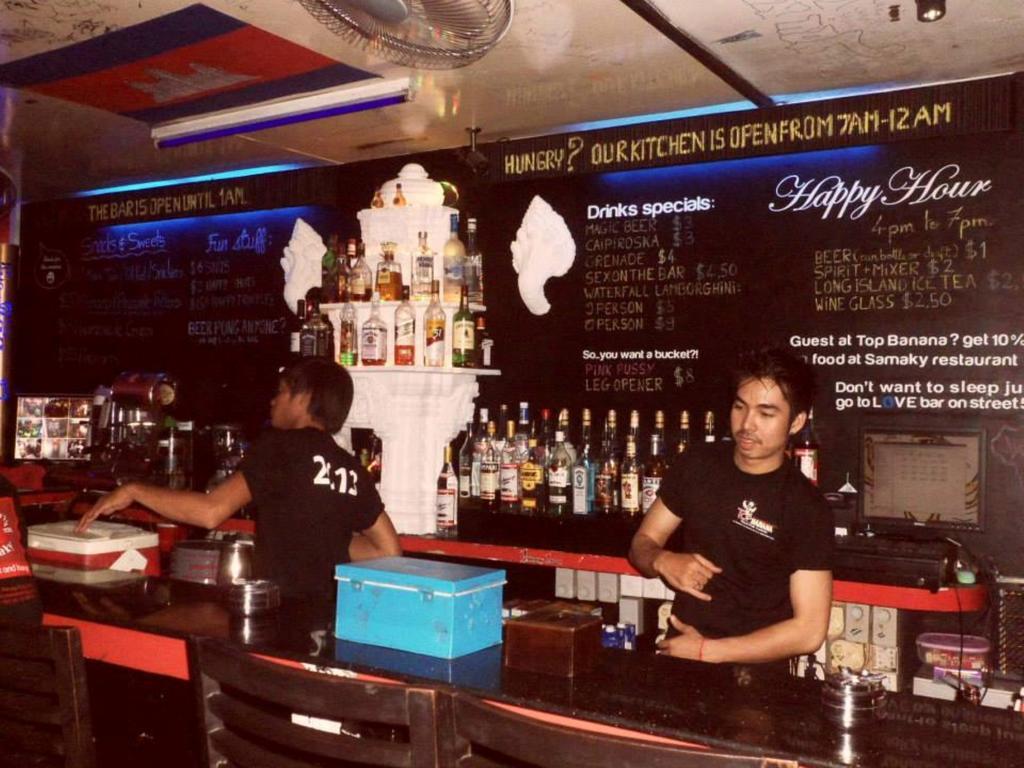 Top Banana Guesthouse & Rooftop Bar Phnom Penh Dış mekan fotoğraf