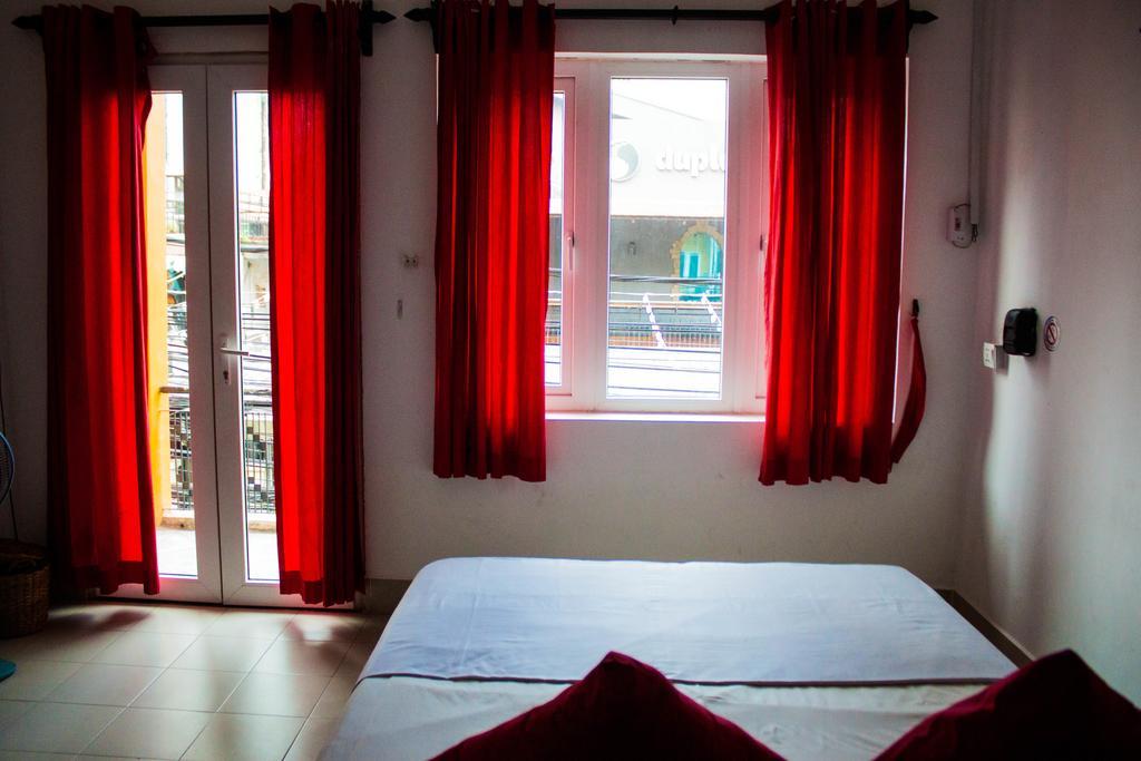 Top Banana Guesthouse & Rooftop Bar Phnom Penh Dış mekan fotoğraf
