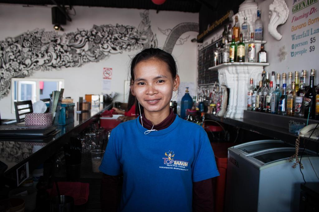 Top Banana Guesthouse & Rooftop Bar Phnom Penh Dış mekan fotoğraf