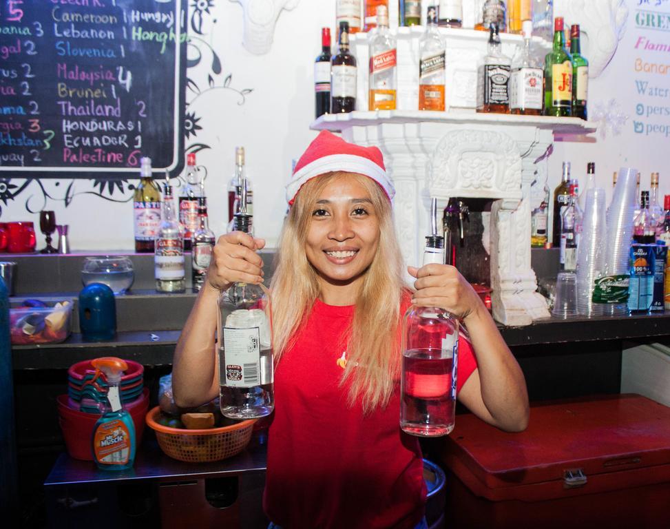 Top Banana Guesthouse & Rooftop Bar Phnom Penh Dış mekan fotoğraf